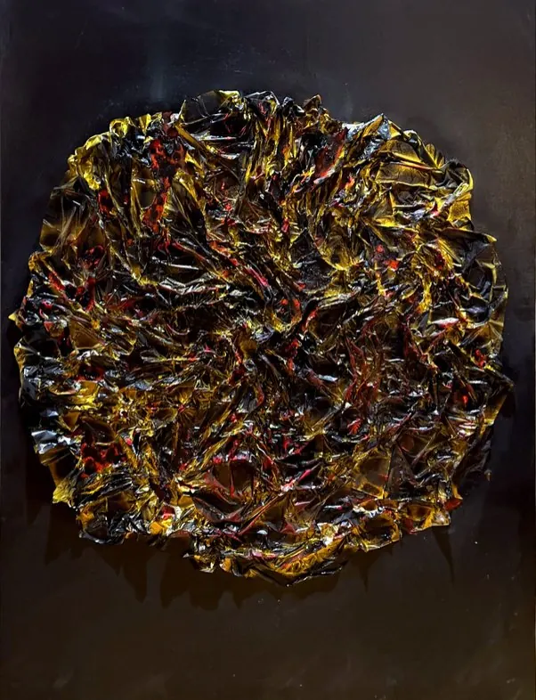 Sans titre (2017), huile sur toile de Léo Pansard — disque de matière froissée sur fond noir
